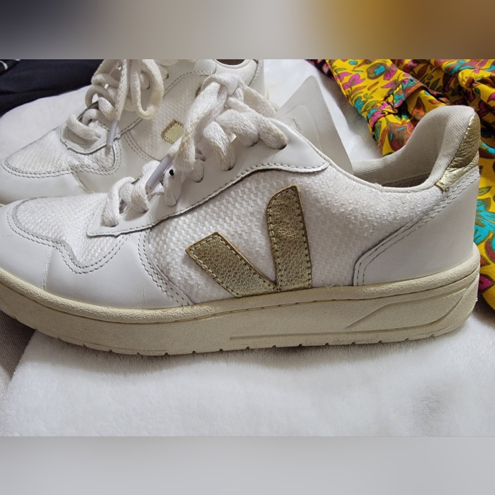 Veja V-10 Women's Cream and Gold Sneakers